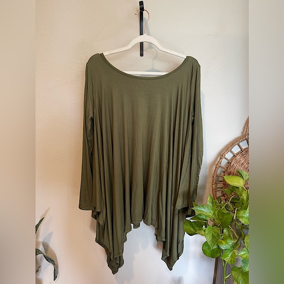 Reb & J Tops - NWOT Reb & J 220 Women’s Olive Green Asymmetrical Dress Tunic Top Cover Up